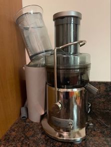 Sage juicer