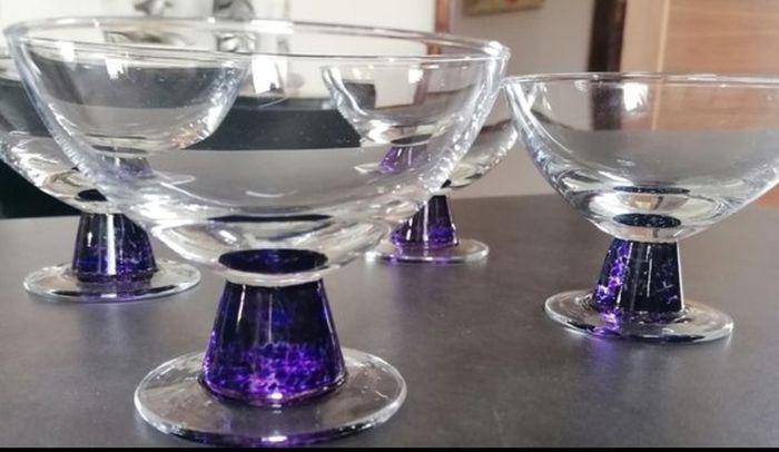 4 Crystal Dessert Bowls