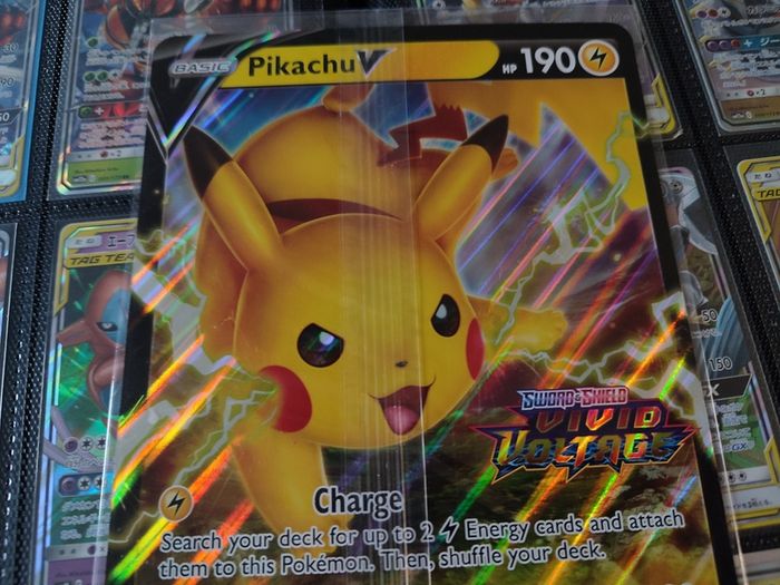 Pikachu V ! Vivid Voltage Stamp Promo ! Sealed ! Jumbo Oversized Card ! 2020 ! Pokemon Card !
