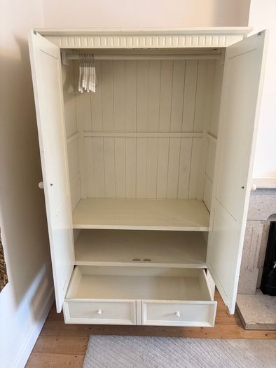 wardrobe