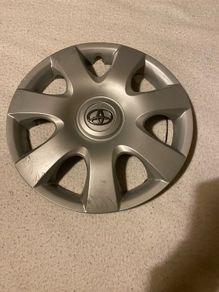 hub cap for Yaris 1 only 2006 car