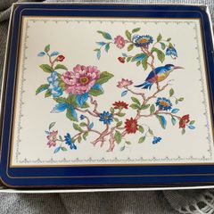 Pembroke collection Aynsley Table mats