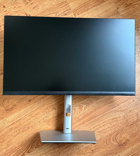 Dell monitor P2422HE