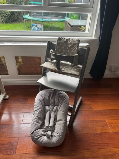 Tripp Trapp storm grey plus extras