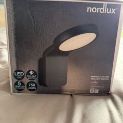 Marina flatline twilight switch LED outdoor garden light