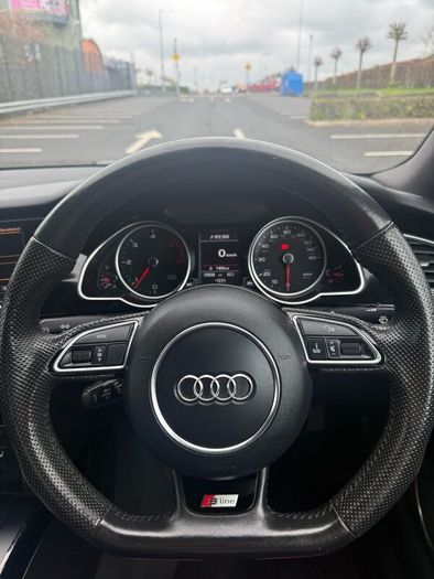 Audi A5 2.0d Quattro S-line Black Ed High Spec