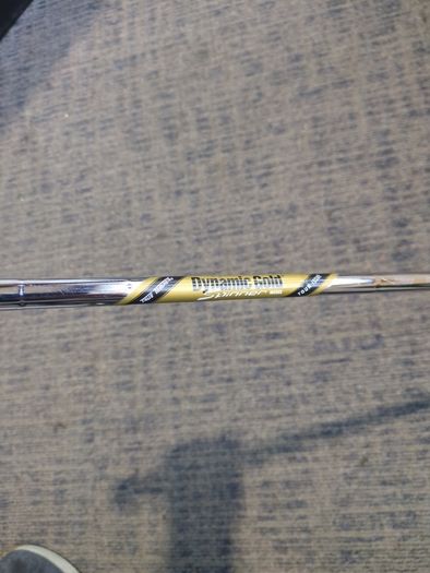 Cleveland RTX wedge 52
