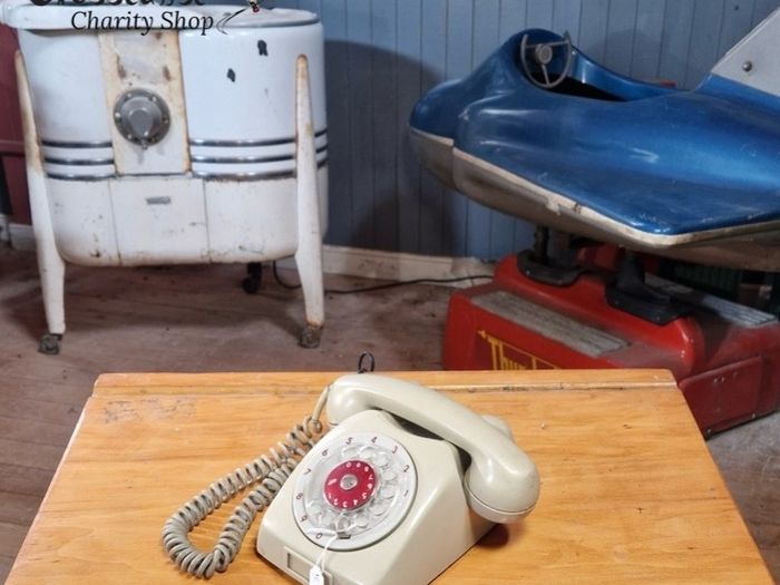 Antiques & Collectables