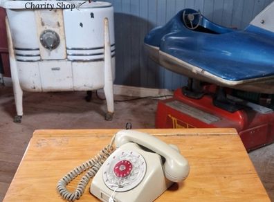 Antiques & Collectables