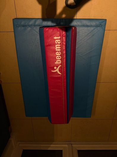 Mc Sport High Bar, Beemat  Beam and two mats