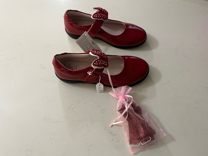Lelli Kelli - Red Leather Patent shoes - size 34F - (Free girl items for first buyer to offer asking price on this)