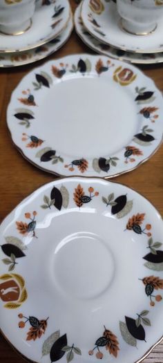 Vintage Arklow Autumn Leaves Fine Irish Bone China  Golf Player Wills
