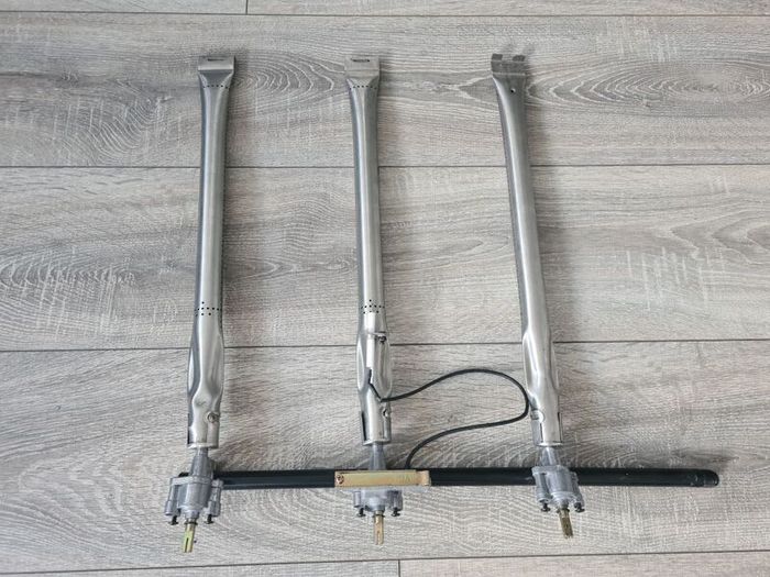 Gas line with switchers,regulators and burners tubes