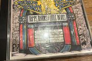 A Drag City Super Session - Tramps, Traitors And Little Devils