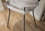 Aqua scale baby bath tub