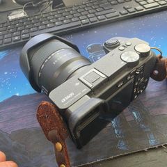 Sony Alpha A6600 + Sony 18-135mm + Sony 50mm f/1.8 Lenses