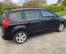 Peugeot 5008 2015