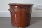 Large glazed French pot Saloir