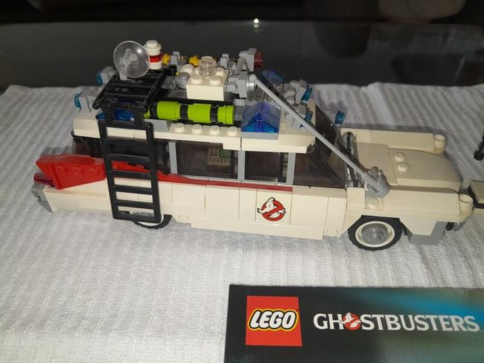 Lego Ghostbusters Ecto-1