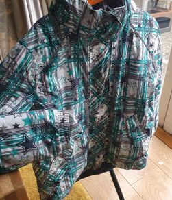 A Great Boy/Girl Waterproof Jacket Age 9 to 11 yrs