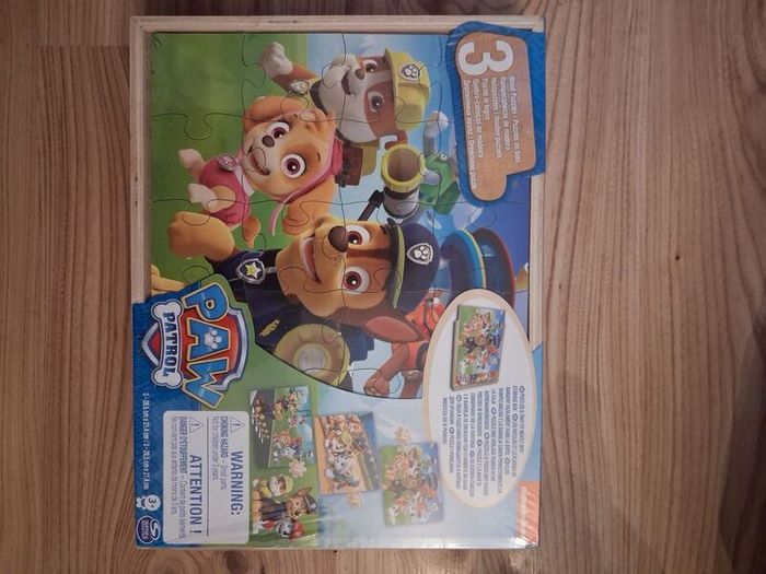 Wooden puzzle NEW