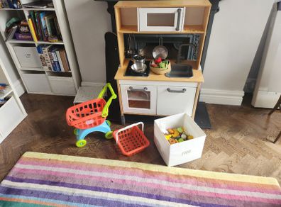 FREE IKEA play kitchen and accessories