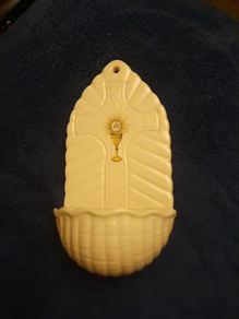 Donegal China Holy water font