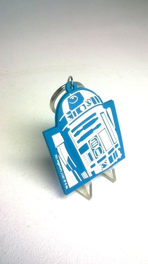 Star Wars RD D2 key chain Lucas Film LTD New Post 2.00