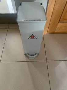 Fire retardant metal bin