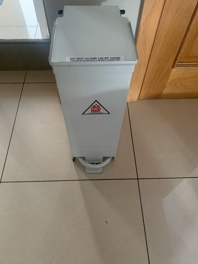 Fire retardant metal bin