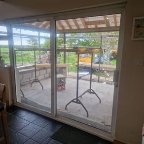 Sliding Door