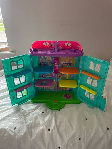 Gabby's dollhouse interactive playset