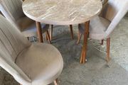 Round Dining Table With 4 Chairs