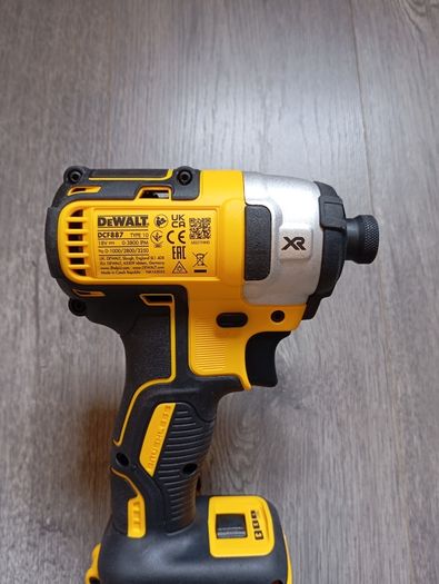 DeWalt Powerstack Batteries & Charger