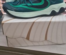 Nike Giannis Basketball Trainers Size Uk11