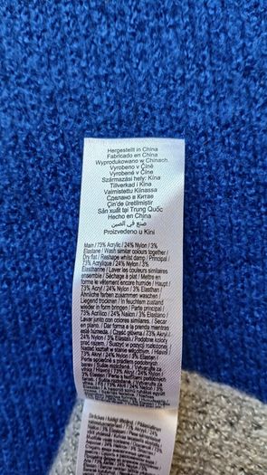 Ladies scarf - brand new with tag