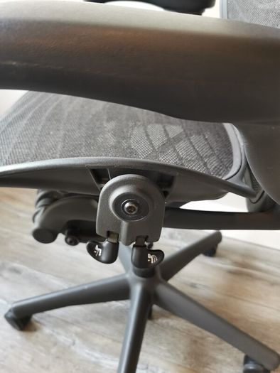 Herman Miller Aeron Fully Loaded Size B