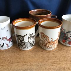 4 Cat Mug + 1 Kiln Craft Mug