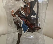 Assassins Creed IV Black Flag Edward Kenway Collectors Edition Statue