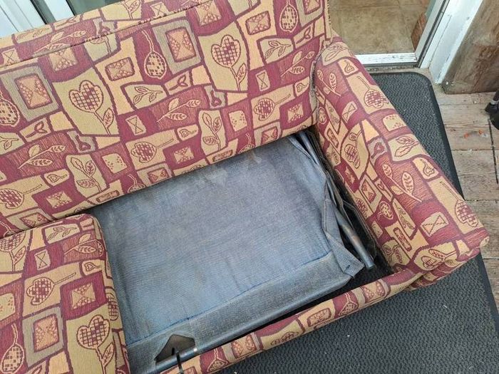 Free couch sofa bed