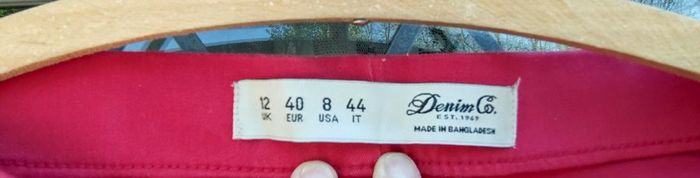 Ladies Red Pants/jeans.