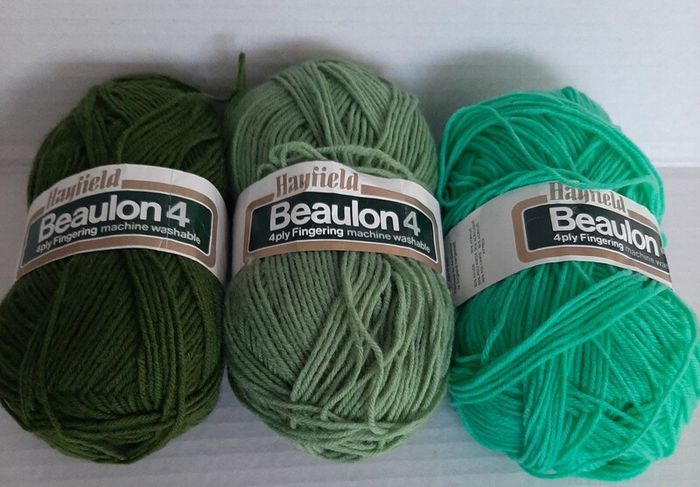 New vintage wool knitting crochet crafts