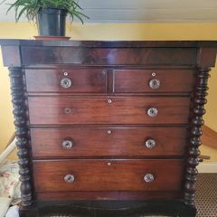 Antique Victorian Mahogany Chest of Drawers