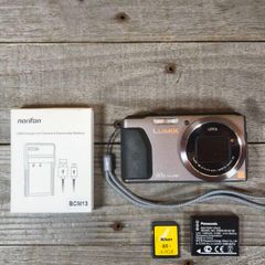 panasonic lumix dmc-tz40 digital camera 18MP 20X zoom sley grey