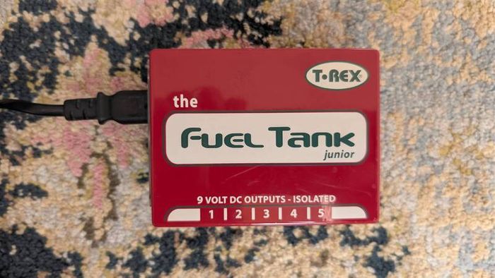 T-Rex Fuel Tank Jr Power Supply