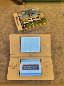 Nintendo DS Lite White + New Super Mario Bros + Case & Accessories