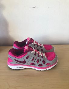 Nike dual fusion