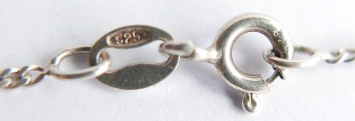 Vintage 925 Sterling Silver Cat Pendant Necklace - enamel detail