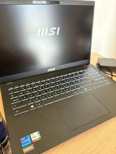 MSI Modern 15 H C13M-274UK 15.6" FullHD 60Hz Black Intel Core i7 Laptop