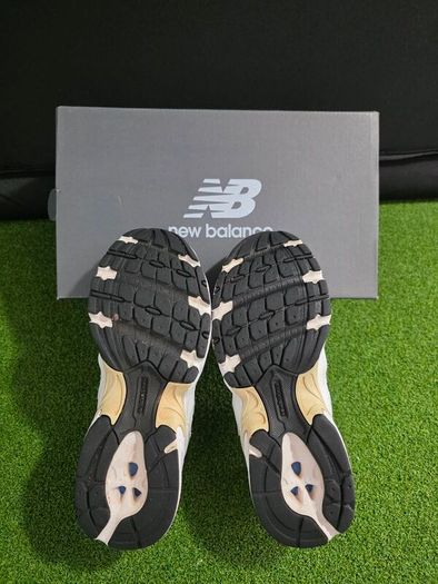 New Balance 530 Junior trainers UK 4.5 / EU 37.5
